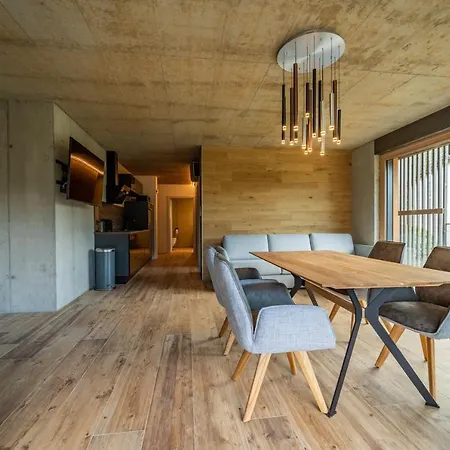 Merlrose 아파트 *